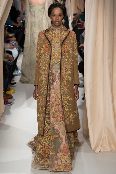 Look 34